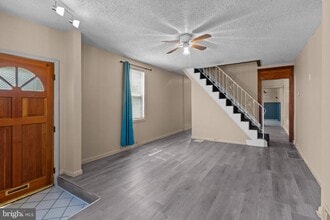 129 Blake Ave in Rockledge, PA - Building Photo - Building Photo