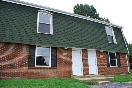 Maxville Meadows Apartments in Arnold, MO - Building Photo