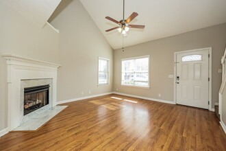 6404 Wildgrove Dr in Nashville, TN - Building Photo - Building Photo