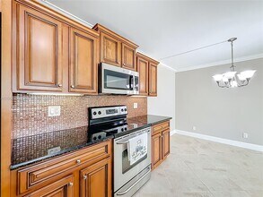 1350 River Reach Dr in Fort Lauderdale, FL - Building Photo - Building Photo