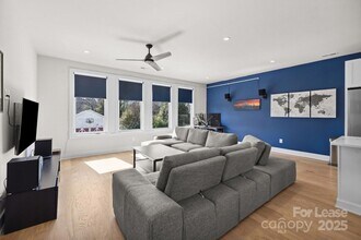 1553 Pinecrest Ave in Charlotte, NC - Building Photo - Building Photo