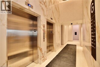 2088 James St in Burlington, ON - Building Photo - Building Photo