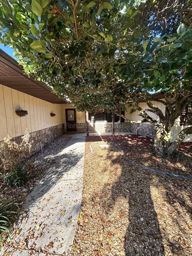 12429 Sunshine Dr in Clermont, FL - Building Photo - Building Photo