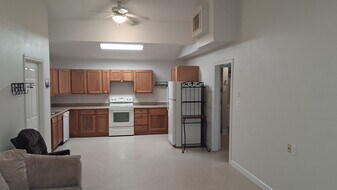 145 Aselane St in Gray, LA - Building Photo