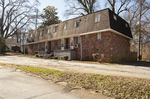 724 Oakview Rd in Decatur, GA - Building Photo