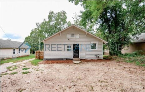 605 S Lee St in Lagrange, GA - Building Photo - Building Photo