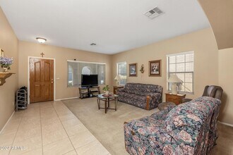 16170 W Port Royale Ln in Surprise, AZ - Building Photo - Building Photo