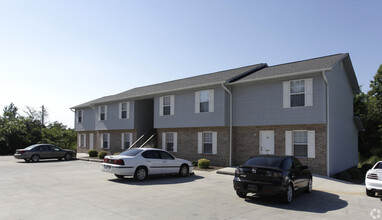 Mountain View Apartments in Madisonville, TN - Building Photo - Building Photo