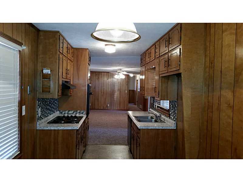 4982 Ailene Dr in Douglasville, GA - Building Photo