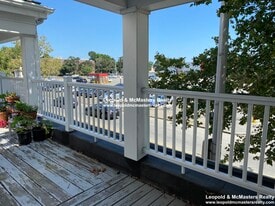 456 Salem St, Unit 4 in Medford, MA - Building Photo