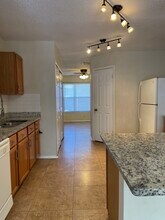 12827 Hunting Bear in San Antonio, TX - Building Photo - Building Photo