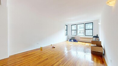 East 26th Street in New York, NY - Building Photo - Building Photo