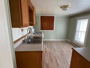 53 W Steuben St, Unit 201 in Bath, NY - Building Photo - Building Photo
