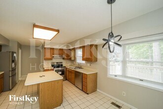 1303 Wakefield Pl in Greensboro, NC - Building Photo - Building Photo