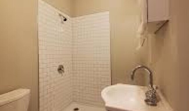 1466 N 52nd St in Philadelphia, PA - Building Photo - Building Photo