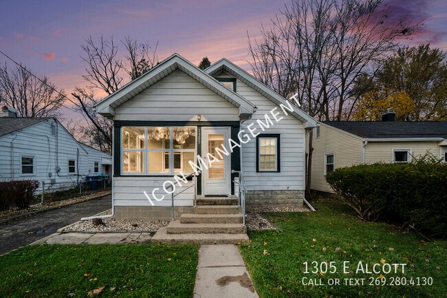 property at 1305 E Alcott St