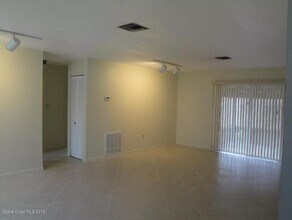 431 Washington Ave in Cape Canaveral, FL - Building Photo - Building Photo
