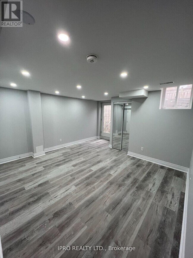 property at 7331 Watergrove Rd