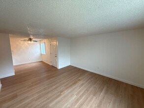 271 Senate St NW in Salem, OR - Building Photo - Building Photo