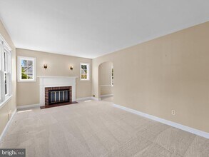 404 S George Mason Dr in Arlington, VA - Building Photo - Building Photo