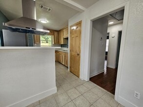 5009 Royal Dr in Fort Worth, TX - Building Photo - Building Photo