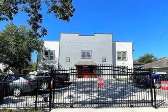6510 Goforth St in Houston, TX - Building Photo - Building Photo