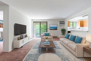 Cobblestone Apartments in Cicero, NY - Building Photo