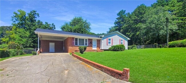 1086 Essex Pl in Fayetteville, NC - Building Photo - Building Photo