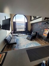 600 Broadway Ave NW in Grand Rapids, MI - Foto de edificio - Building Photo