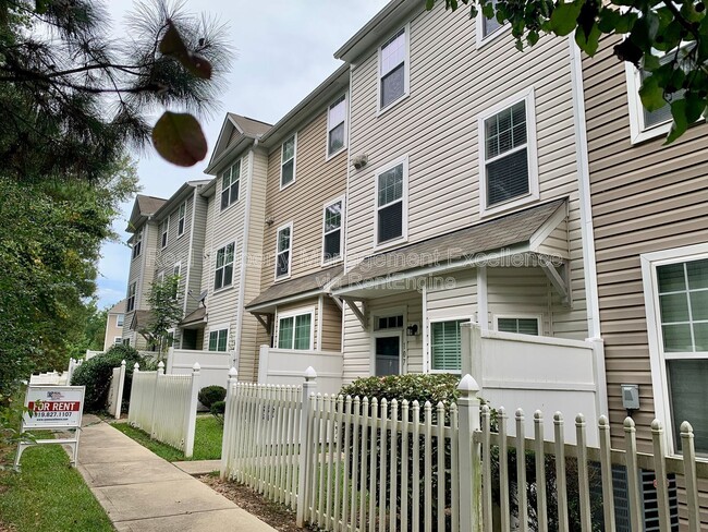 300 Coalinga Lane in Raleigh, NC - Building Photo - Building Photo