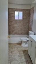 313 F St in Bakersfield, CA - Building Photo - Building Photo