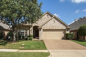 9312 Ponderosa Trail in Irving, TX - Building Photo - Building Photo