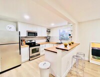 720 N Dixie Hwy photo'