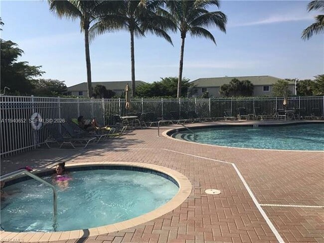 10035 Spyglass Hill Ln in Ft. Myers, FL - Building Photo - Building Photo