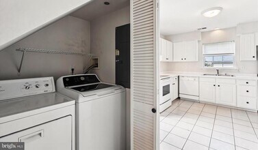 1623 Chesapeake Ln in Edgewater, MD - Building Photo - Building Photo