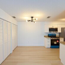 4055 NW Cinnamon Tree Cir in Jensen Beach, FL - Building Photo - Building Photo