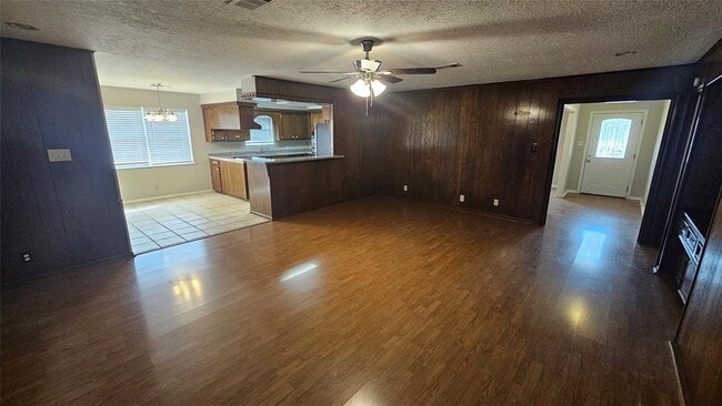 7322 Ridge Oak Dr in Houston, TX - Building Photo - Building Photo
