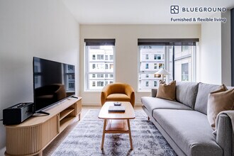 10351 NE 10th St, Unit SI FL11-ID977 in Bellevue, WA - Building Photo - Building Photo