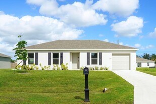 1229 SW San Antonio Ave in Port St. Lucie, FL - Building Photo