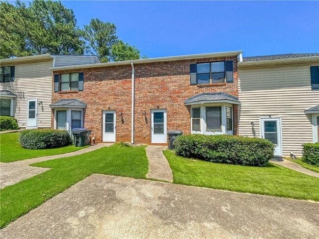 property at 1033 Dassow Ct