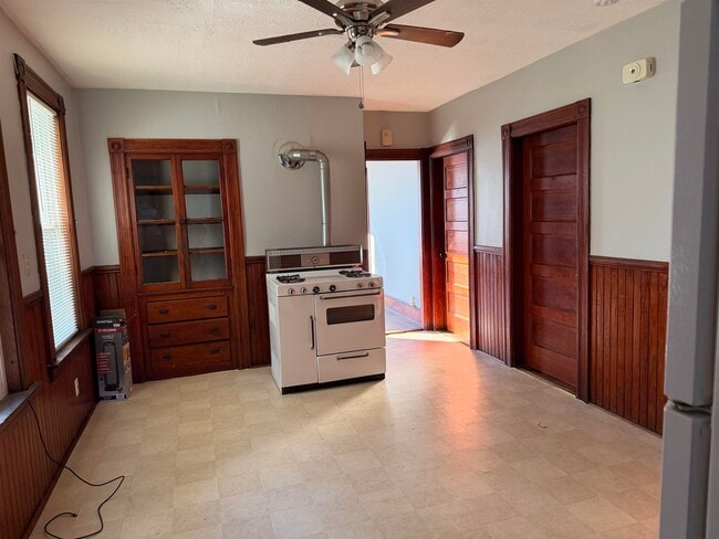 561 Rimmon St in Manchester, NH - Building Photo - Building Photo