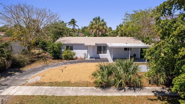 309 NW 3rd St