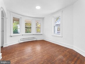 508 Midvale Ave in Philadelphia, PA - Building Photo - Building Photo