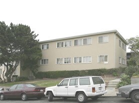 4176 Somerset Dr Apartments