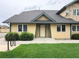 1907 W Dickerson St in Bozeman, MT - Building Photo