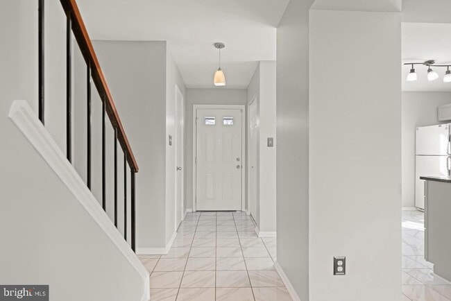 7442 Adams Park Ct in Annandale, VA - Building Photo - Building Photo