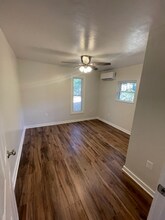 604 S Montgomery St in Gilmer, TX - Building Photo - Building Photo