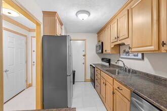 266 Albion St in Wakefield, MA - Building Photo - Building Photo