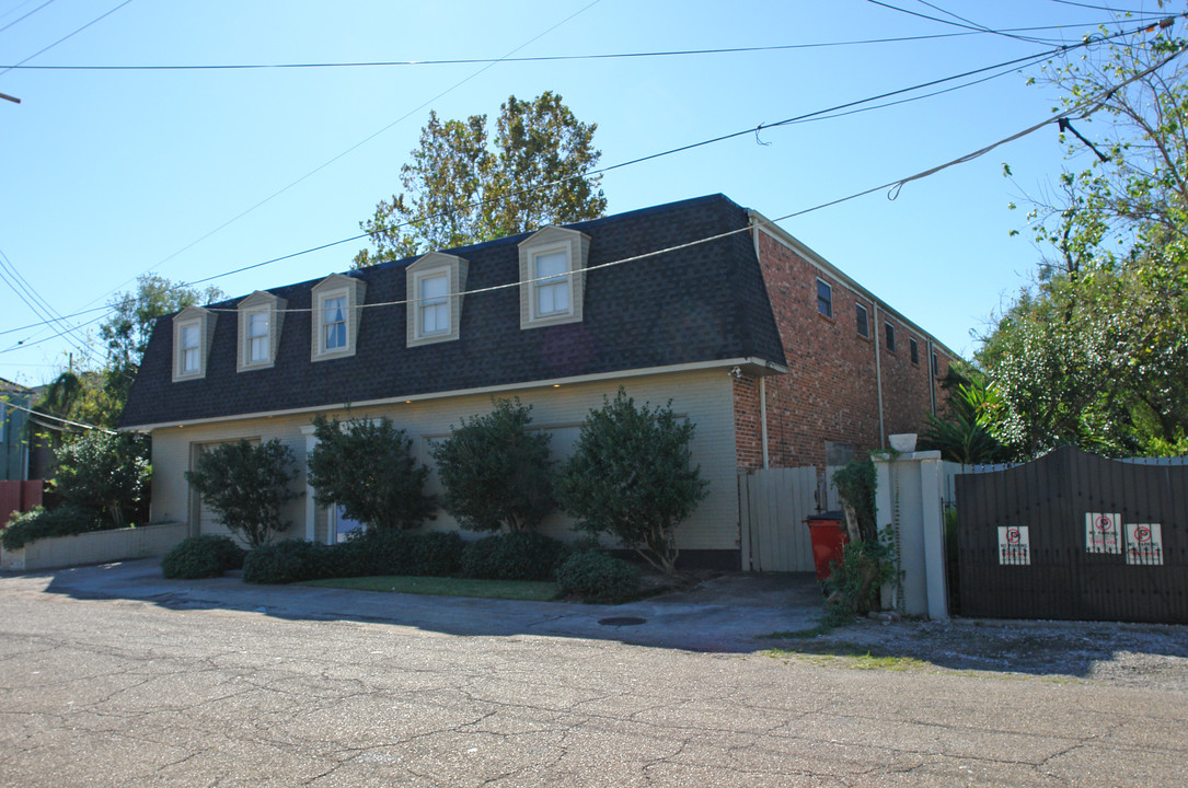 1020 Terpsichore St in New Orleans, LA - Building Photo