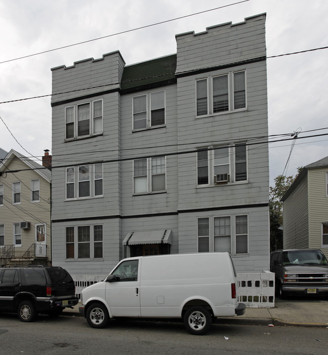 43 Long St in Jersey City, NJ - Building Photo - Building Photo